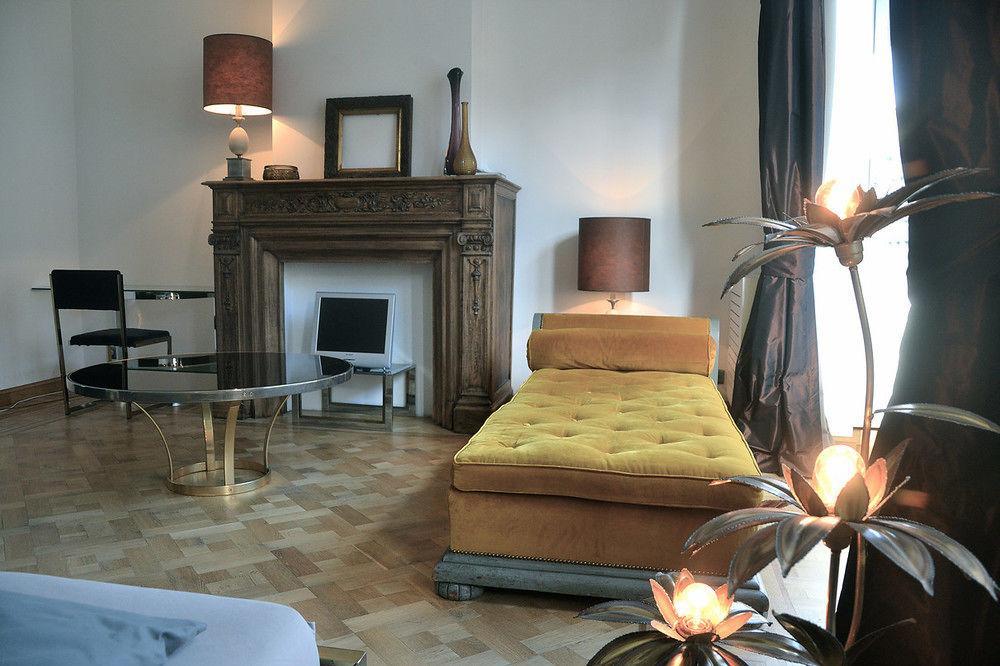B&B Quatre20Cinq Antwerp Exterior photo